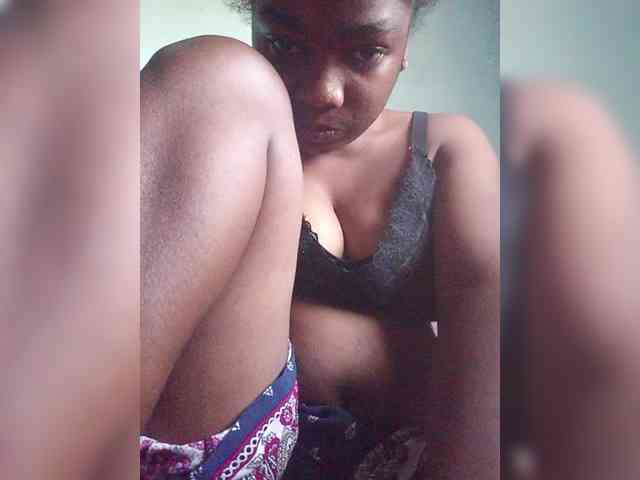 tryciah webcam