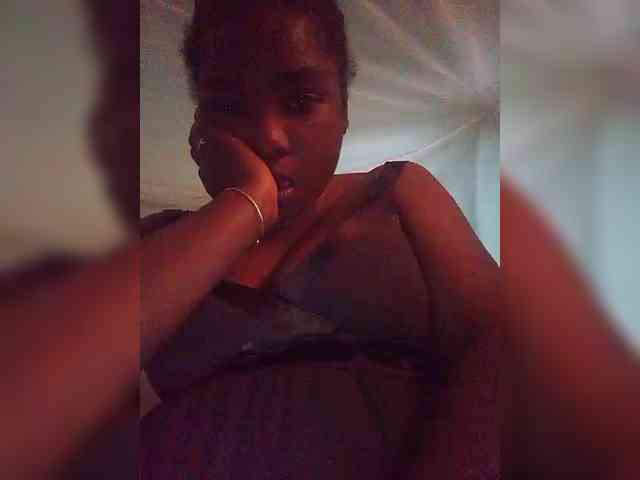 tryciah webcam