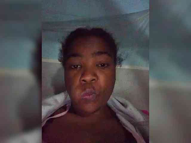 tryciah webcam