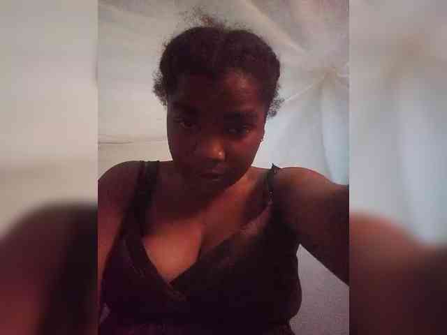 tryciah webcam