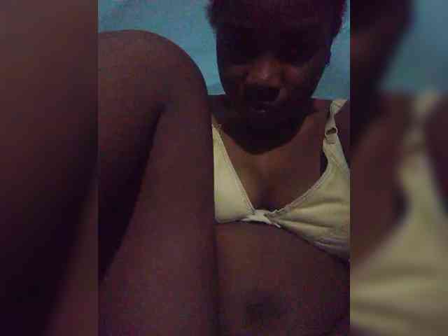 tryciah webcam
