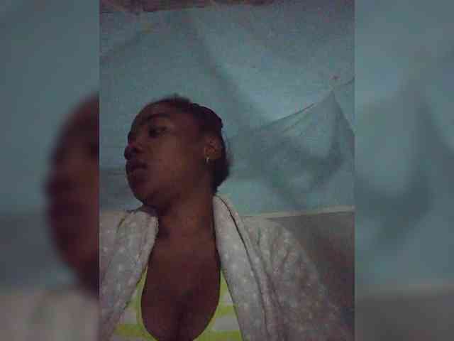 tryciah webcam