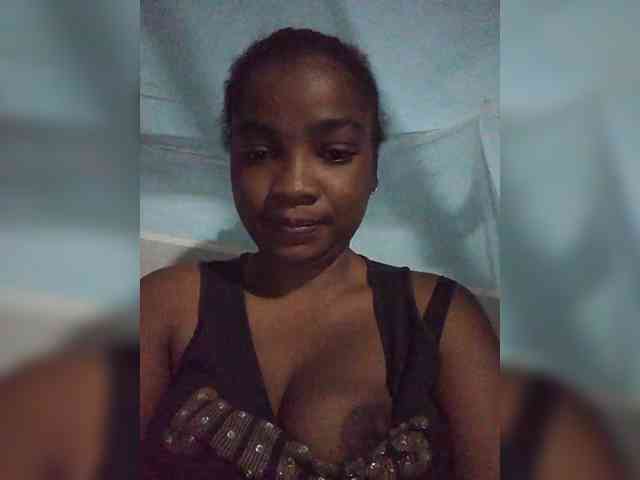 tryciah webcam