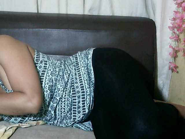 Pussy01lips's BongaCams show and profile