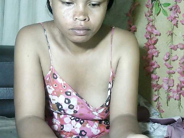 Pussy01lips's BongaCams show and profile