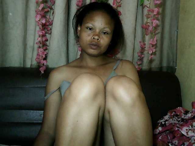 Pussy01lips's BongaCams show and profile