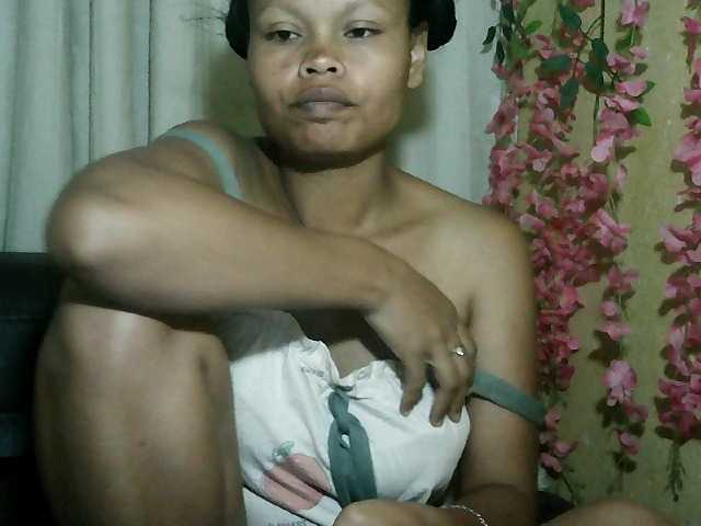 Pussy01lips's BongaCams show and profile