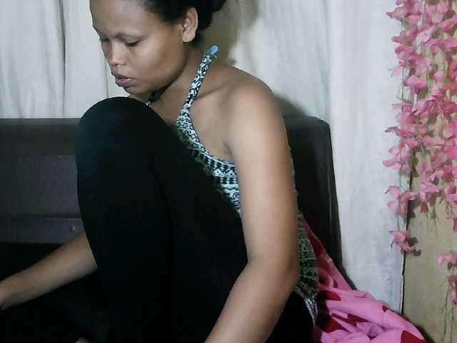 Pussy01lips's BongaCams show and profile