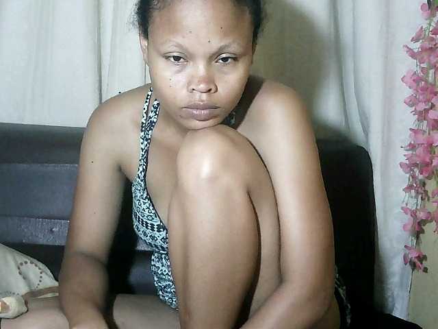 Pussy01lips's BongaCams show and profile