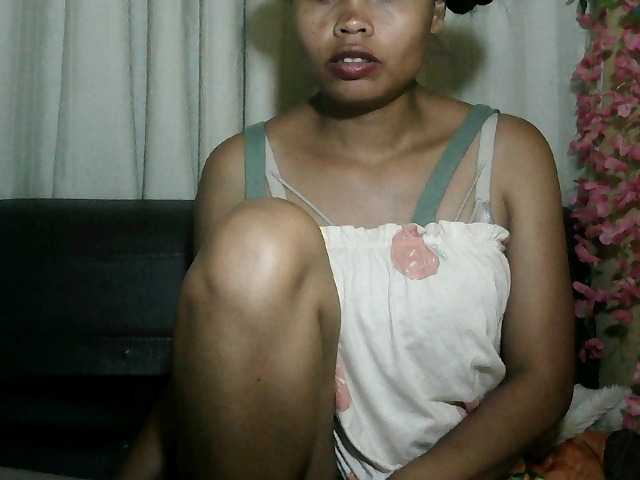 Pussy01lips's BongaCams show and profile