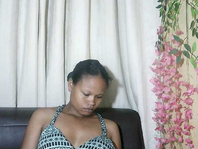 Pussy01lips's BongaCams show and profile