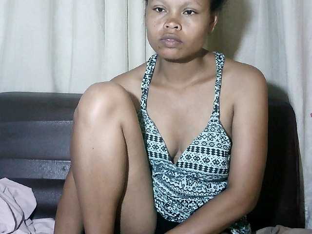 Pussy01lips's BongaCams show and profile