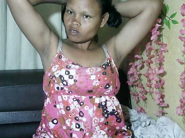 Pussy01lips's BongaCams show and profile