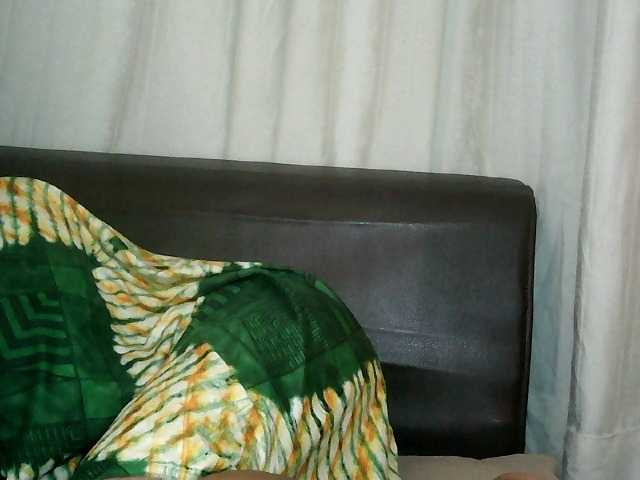 Pussy01lips's BongaCams show and profile