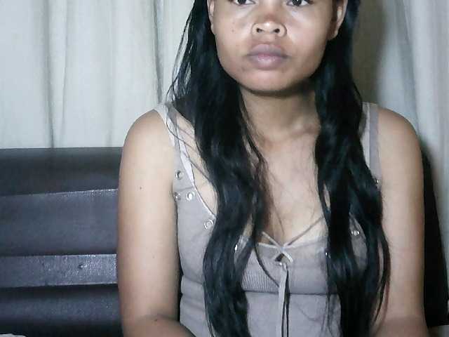 Pussy01lips's BongaCams show and profile