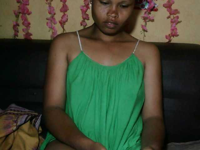 Pussy01lips's BongaCams show and profile