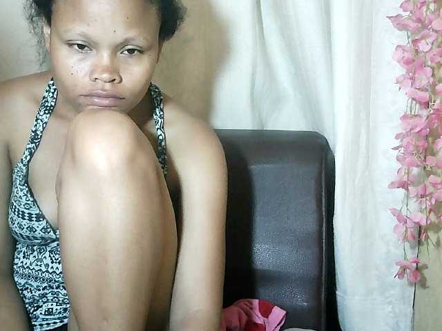 Pussy01lips's BongaCams show and profile