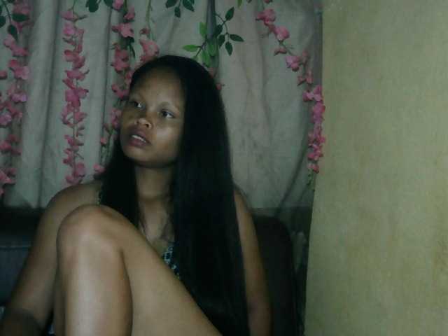 Pussy01lips's BongaCams show and profile