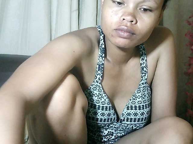 Pussy01lips's BongaCams show and profile