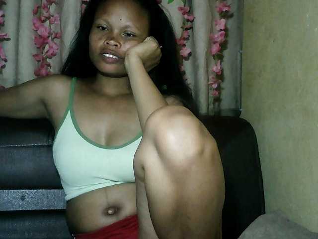 Pussy01lips's BongaCams show and profile