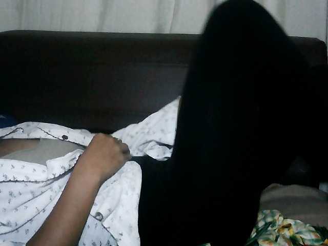 Pussy01lips's BongaCams show and profile