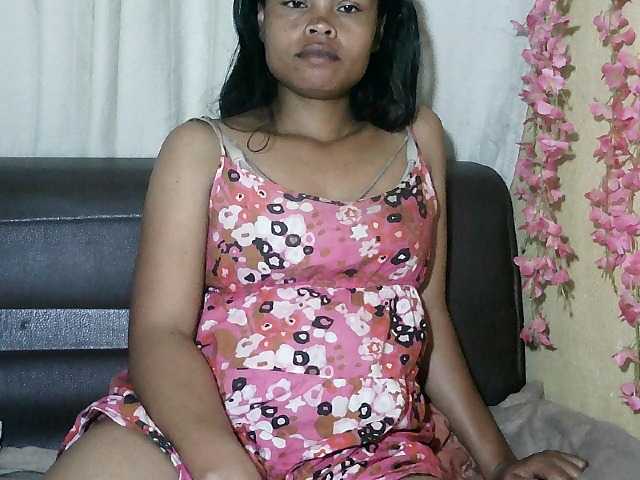 Pussy01lips's BongaCams show and profile