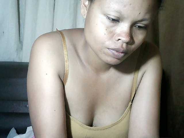 Pussy01lips's BongaCams show and profile