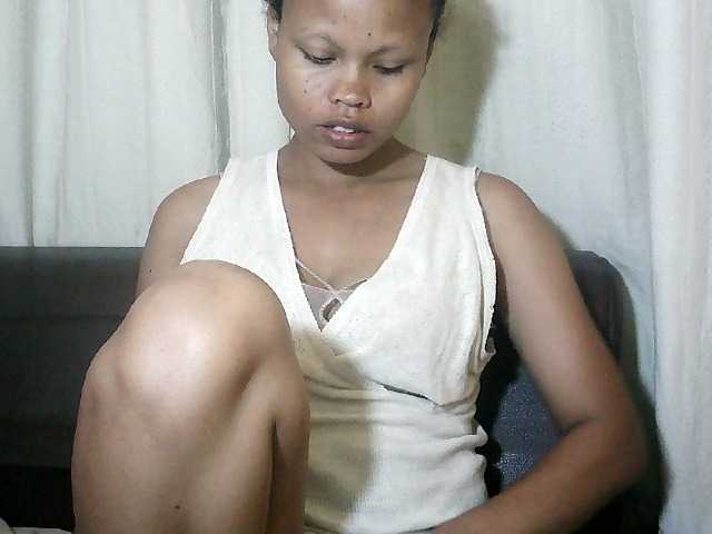 Pussy01lips's BongaCams show and profile