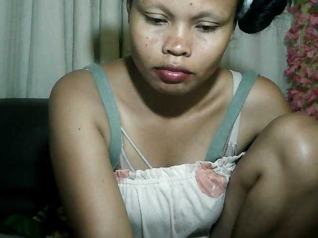 Pussy01lips's BongaCams show and profile