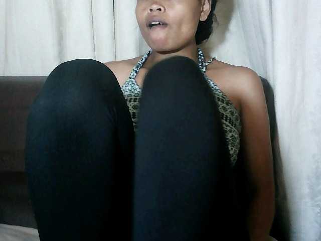 Pussy01lips's BongaCams show and profile