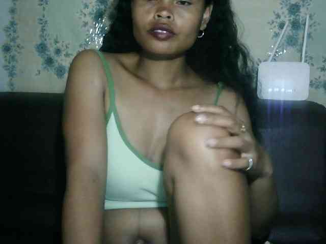 Pussy01lips webcam