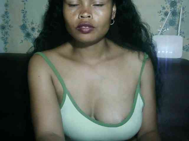 Pussy01lips webcam