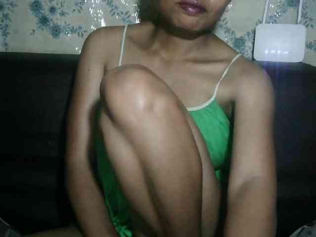 Pussy01lips webcam