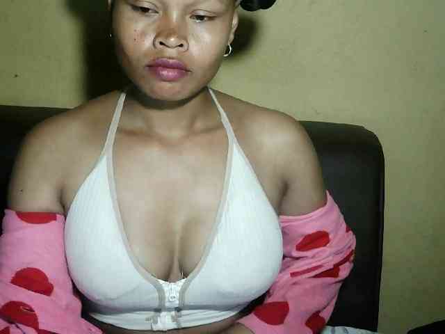 Pussy01lips webcam