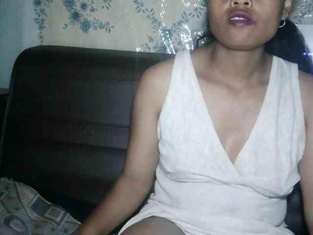 Pussy01lips webcam