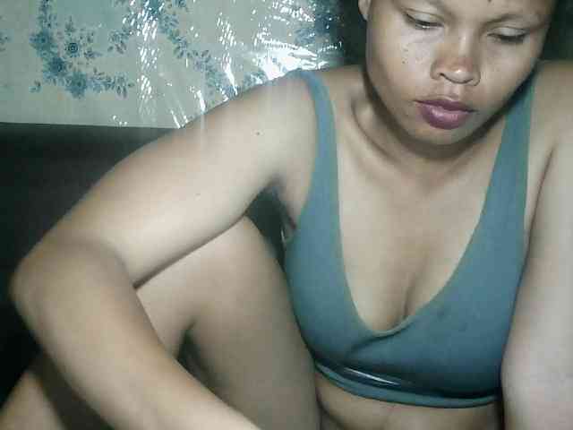 Pussy01lips webcam