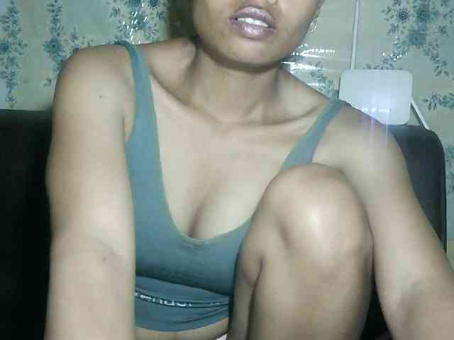 Pussy01lips webcam
