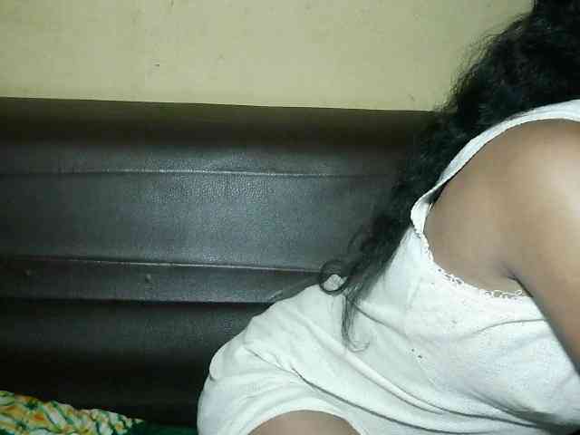 Pussy01lips webcam