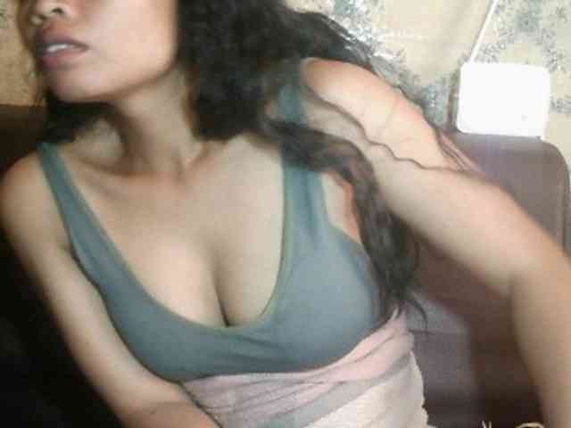 Pussy01lips webcam