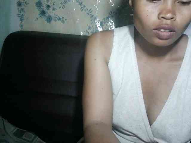 Pussy01lips webcam