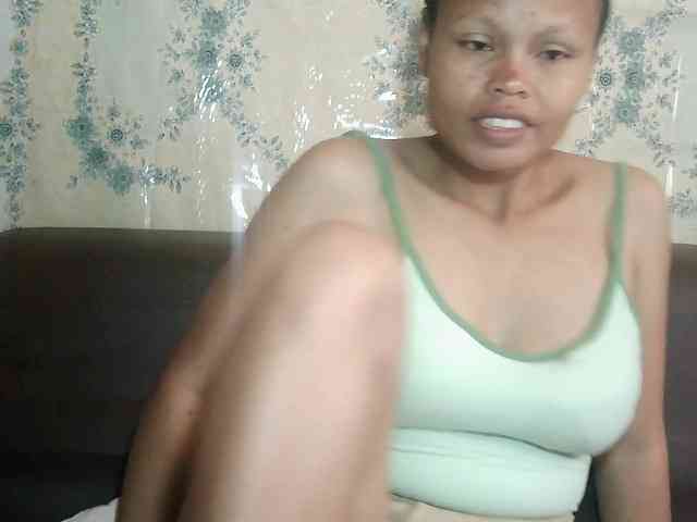 Pussy01lips webcam