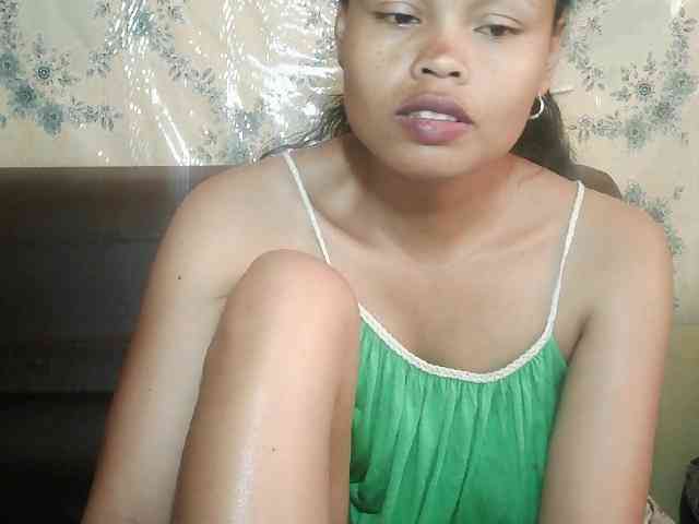 Pussy01lips webcam