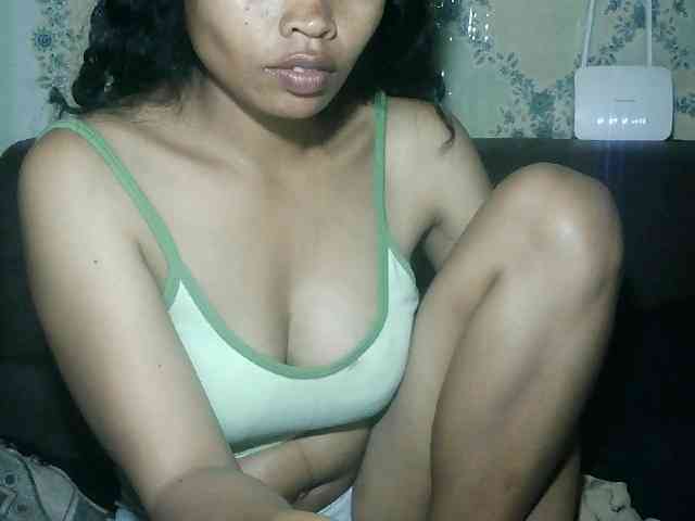 Pussy01lips webcam