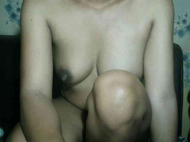 Pussy01lips webcam
