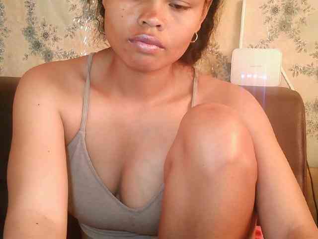 Pussy01lips webcam