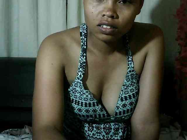 Pussy01lips Live Webcam on BongaCams