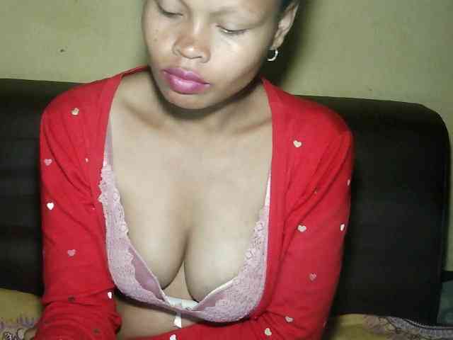 Pussy01lips webcam