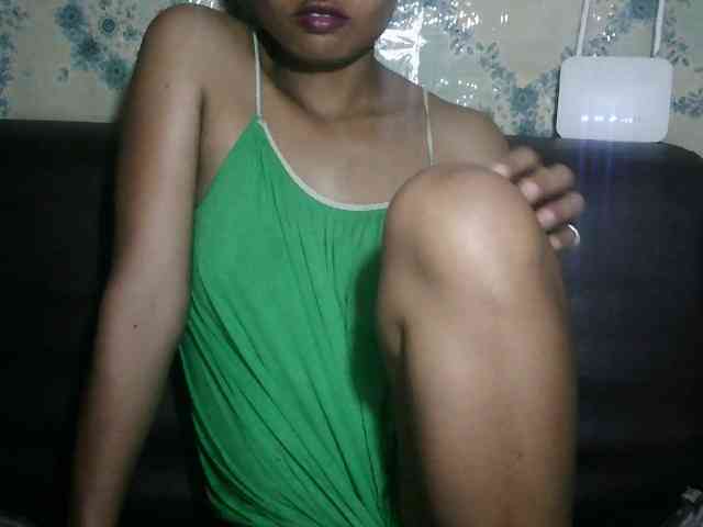 Pussy01lips webcam