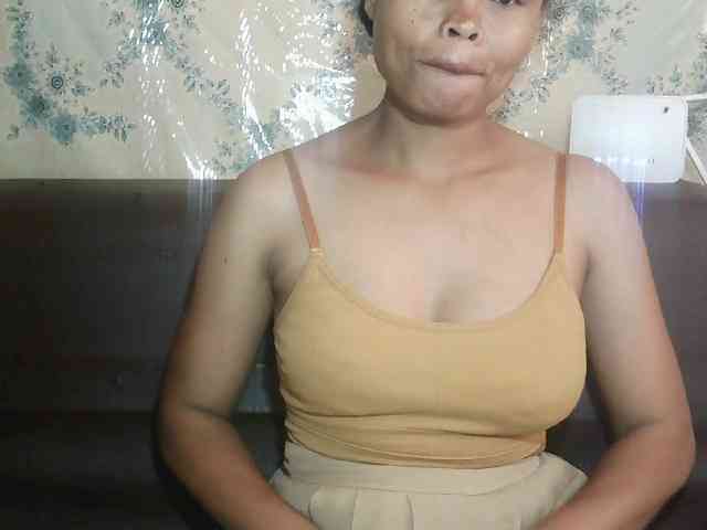 Pussy01lips webcam