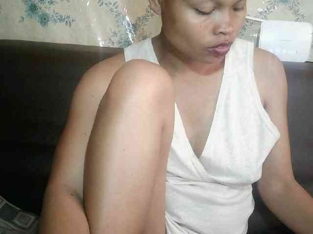 Pussy01lips webcam
